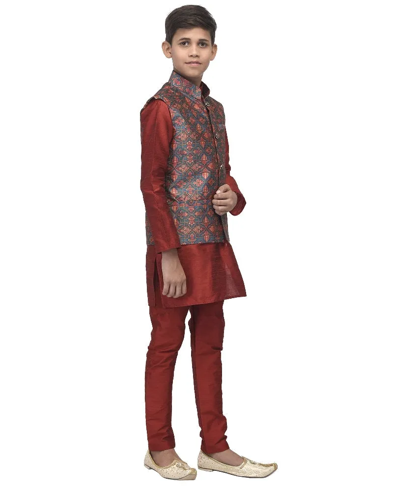 Boy's Maroon Kurta Pyjama & Green Printed Nehrujacket - Benstoke KIDS