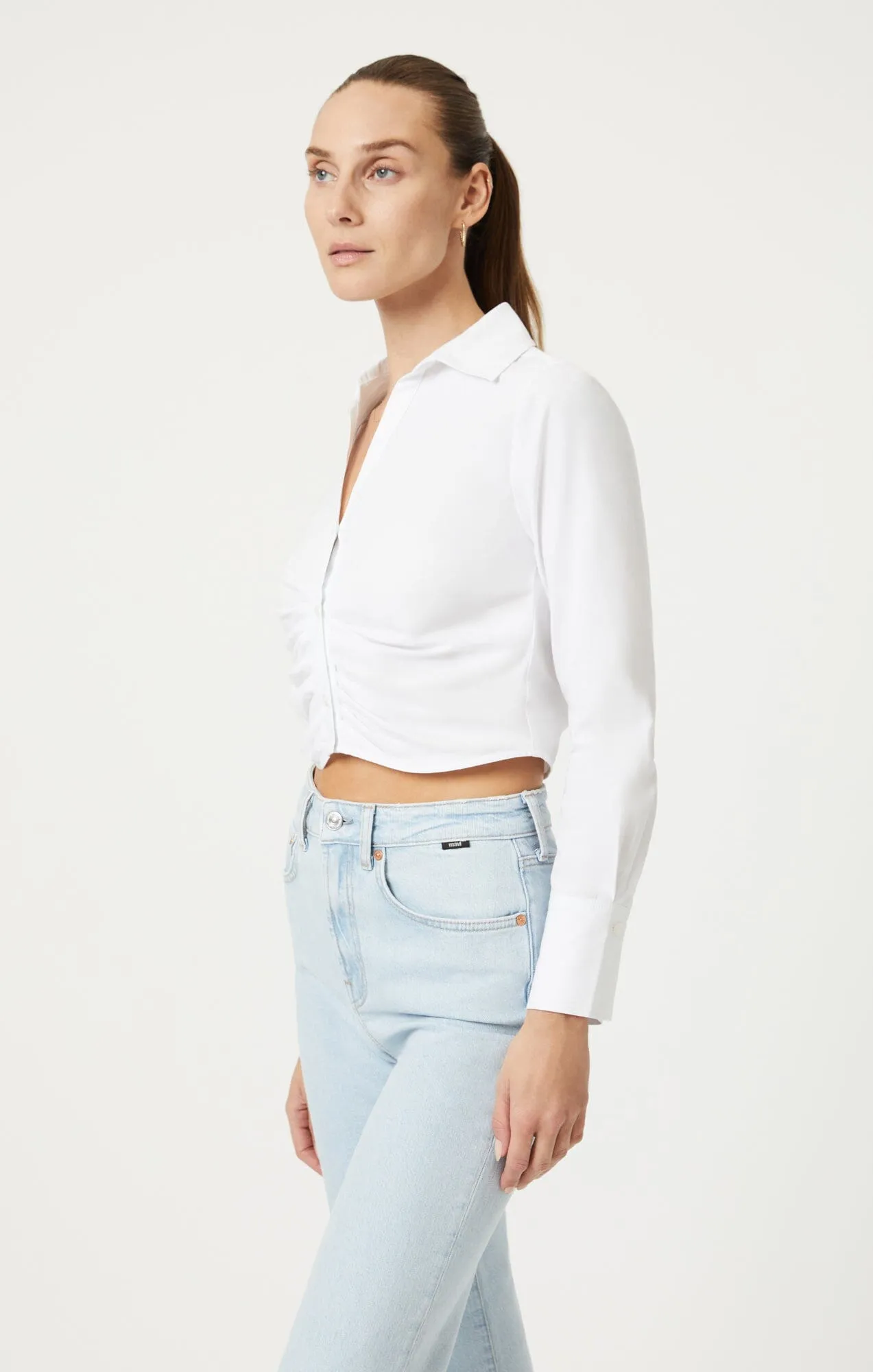 CROPPED BUTTON-UP SHIRT IN WHITE