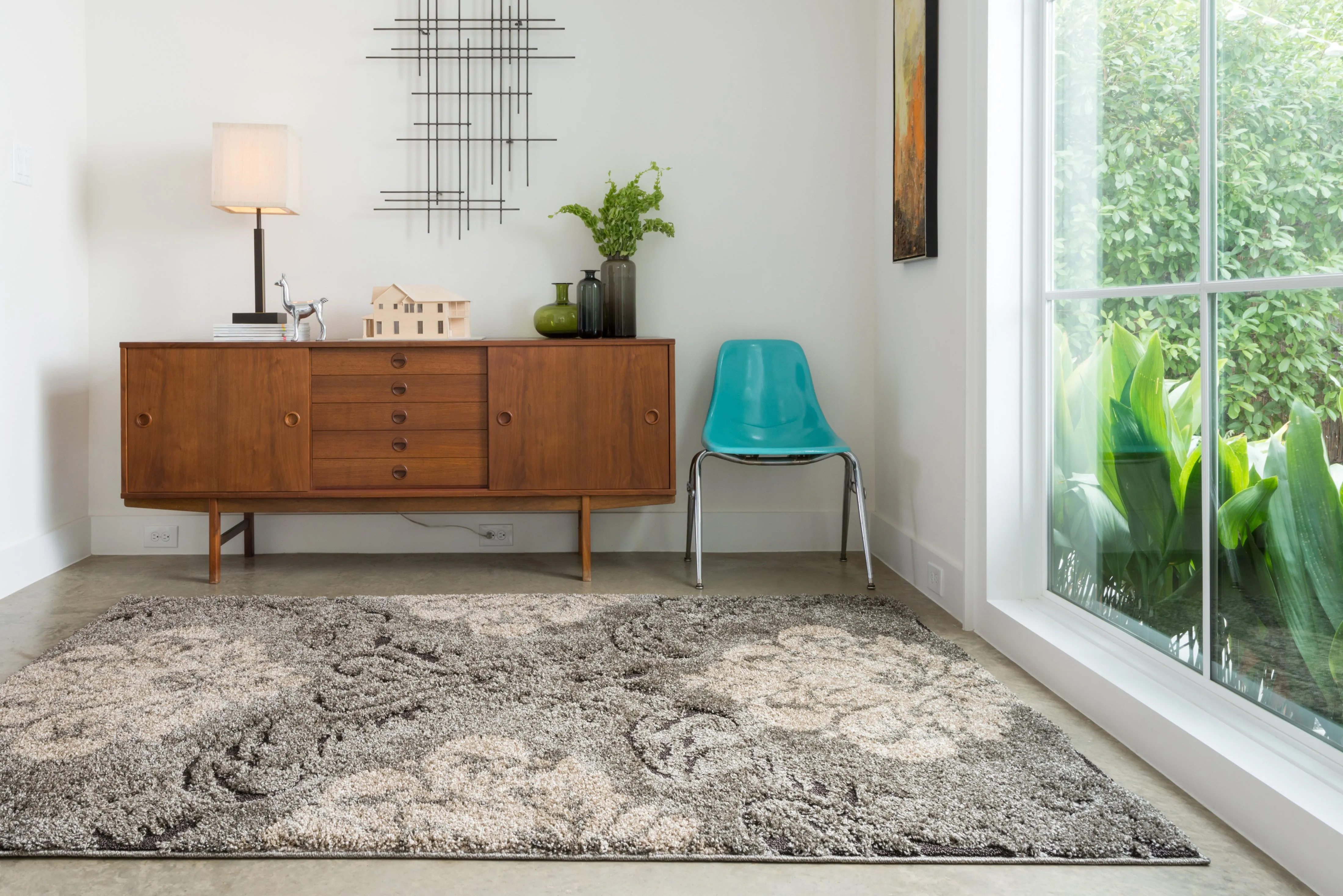 Enchant Rug in Smoke & Beige