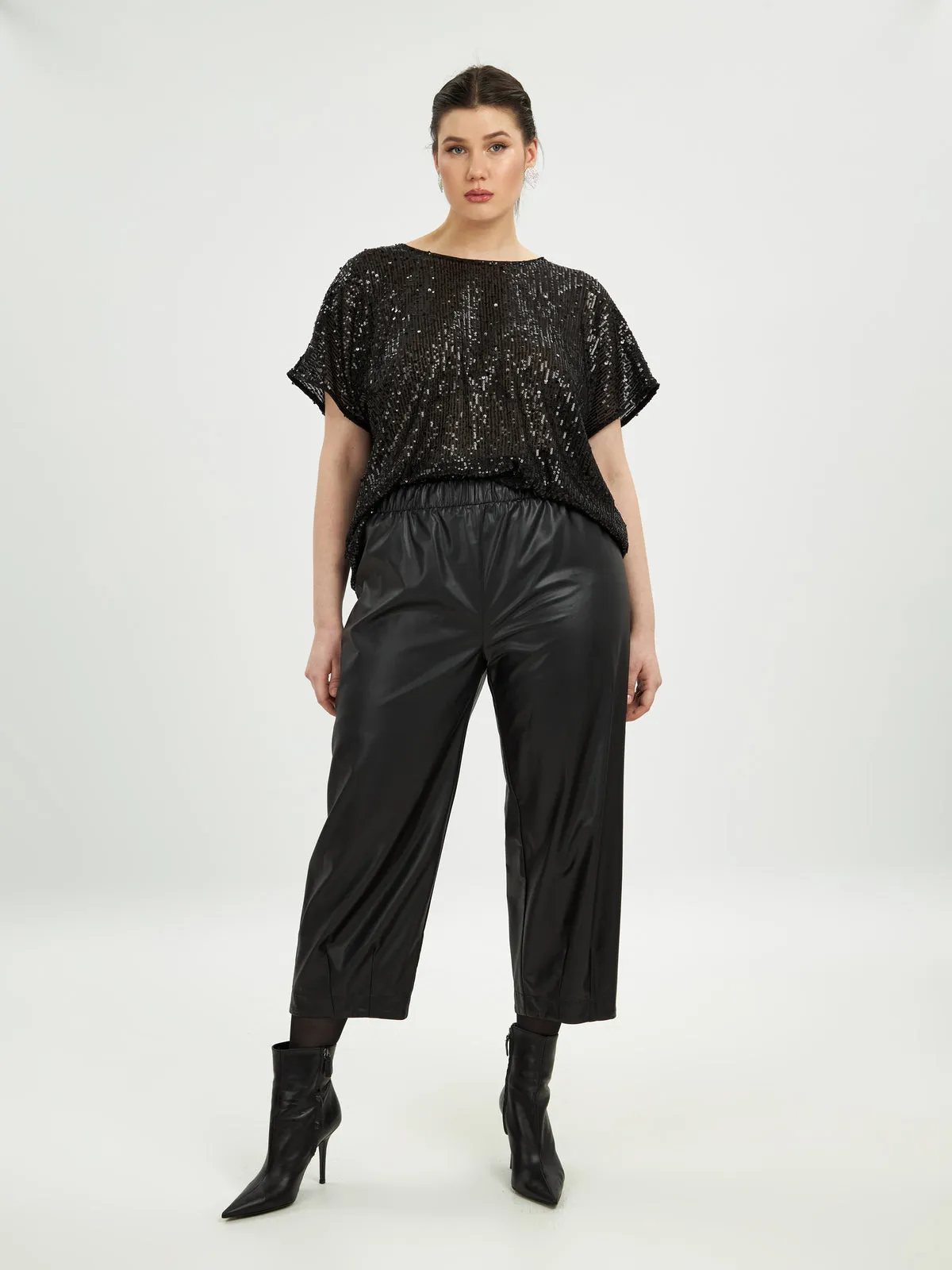 Mat Leather Look Trousers in Black