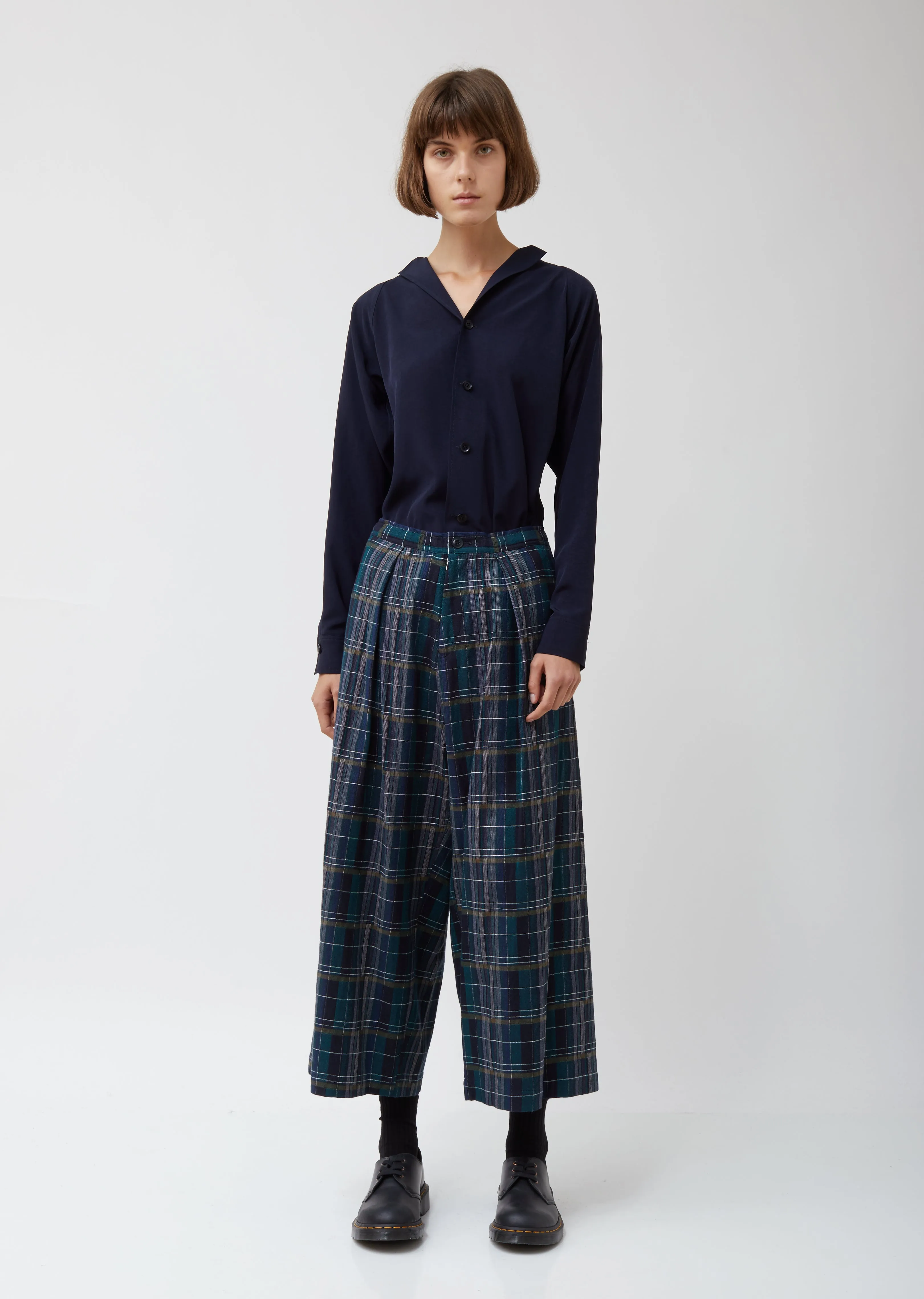 O-front Tuck Wide Pants