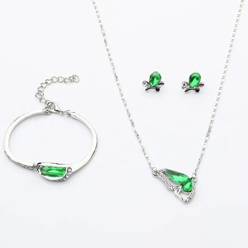 Women Elegant luxury Design Crystal  Necklace Sets