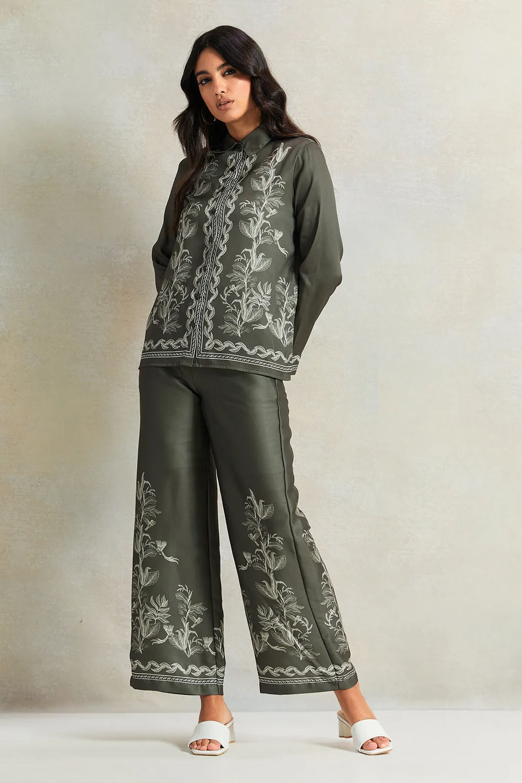 Women Olive Embroidered  Wide Leg Trouser